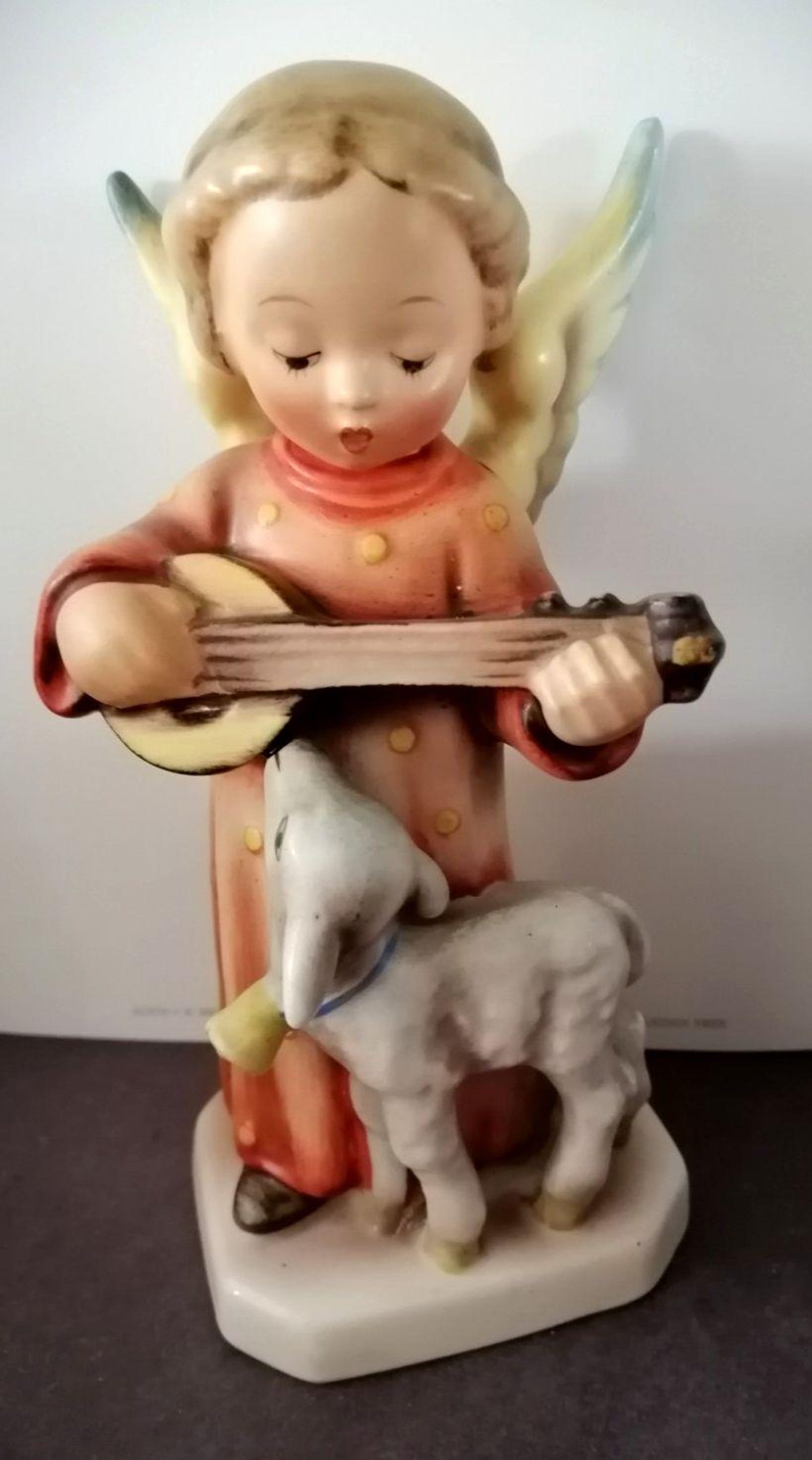 Hummel Serenade Angel Nativity Psalmist Lamb & Lute #83 Goebel