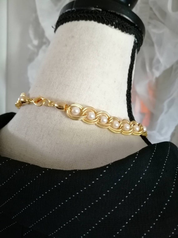 Vintage gold tone Texture Faux Pearl Linked Neckl… - image 3