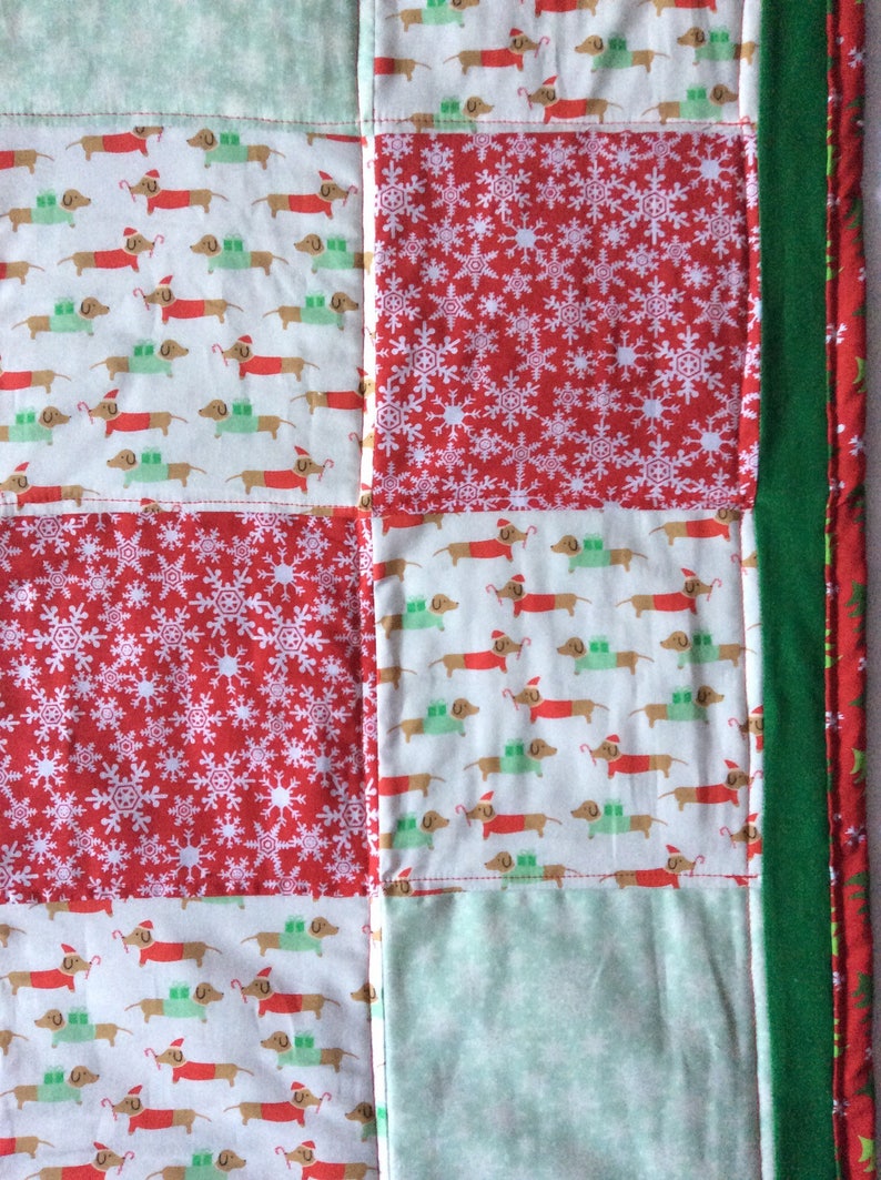 christmas quilt Dachshund Christmas quilt holiday quilt baby christmas blanket dog blanket