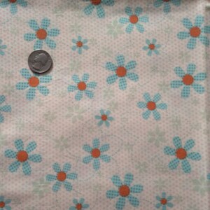 Cotton floral fabric, daisy fabric, flower fabric