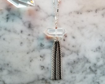 Collier en cristal de quartz à double terminaison avec frange de chaîne ombre et diamants herkimer sur la chaîne de barres d'argent NSQ002