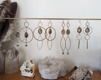 Raw brass geometric shapes with labradorite bezel earrings - BE08