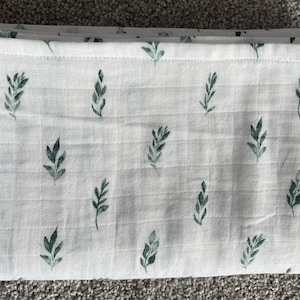 Green leaves gauze blanket, Botanical baby cotton gauze blanket, 100 percent cotton gauze blanket, Baby gauze blanket, Summer gauze throw