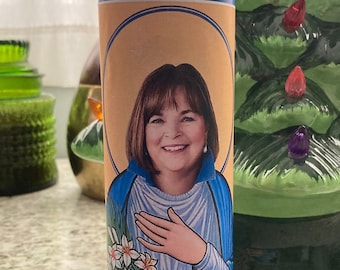 St. Ina Garten Prayer Celebrity Devotional Candle 8" parodie