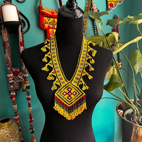 Beaded Kuchi necklace. - image 2