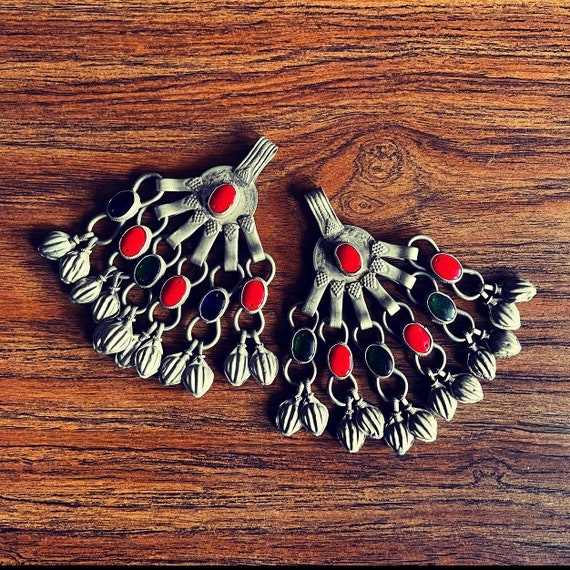 Pair of Kuchi pendants. - image 1