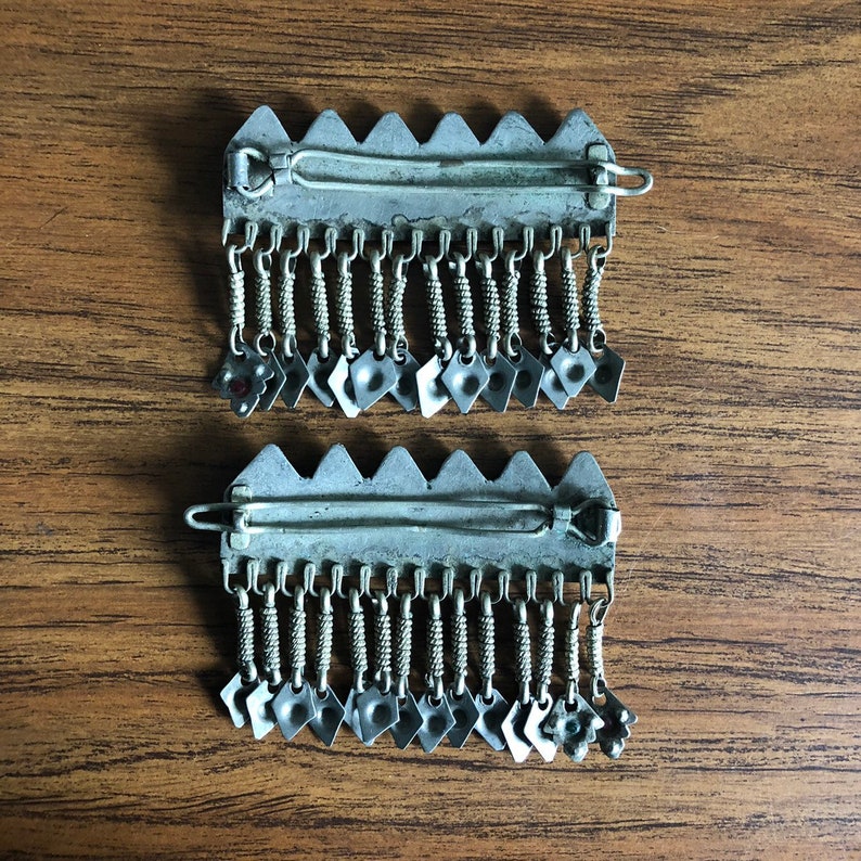 Pair of premium Kuchi hair barrettes 5.