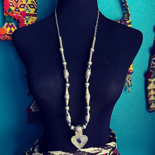Turkmen necklace with Asyk pendant.