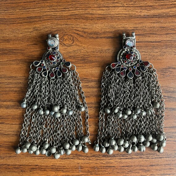 Perfect matched pair of Kuchi pendants. - image 3