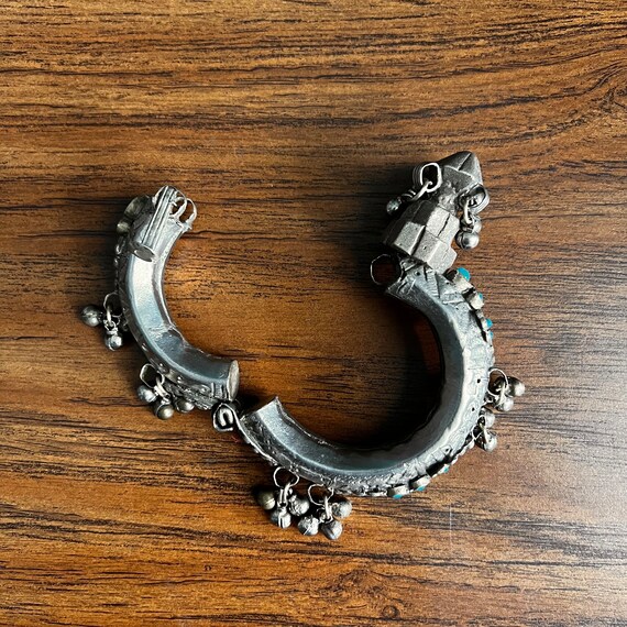 Hinged bangle from Kohistan. - image 8