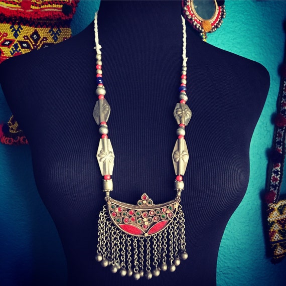 Kashmiri necklace with red glass beads. - image 1