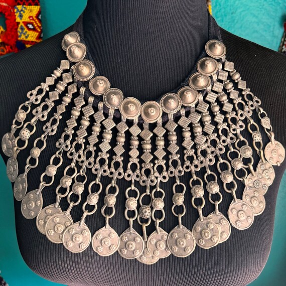 Kuchi "shoelace" necklace. - image 2