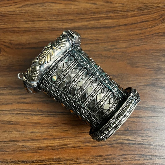 Kuchi hinged cuff. - image 2