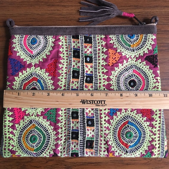 Indian embroidery clutch bag. - image 3