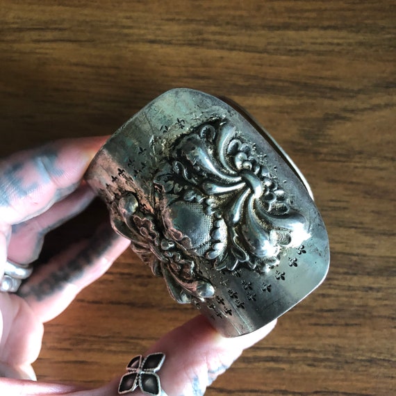 SALE. Vintage Peruvian repoussé cuff. - image 4
