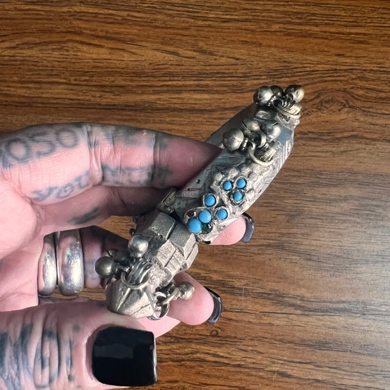 Hinged bangle from Kohistan. - image 5