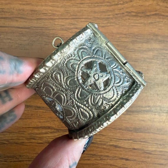 Premium Kuchi hinged cuff. (Small). - image 5