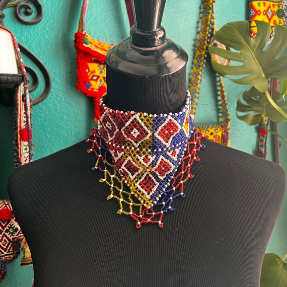 Beaded Kuchi necklace. - image 3