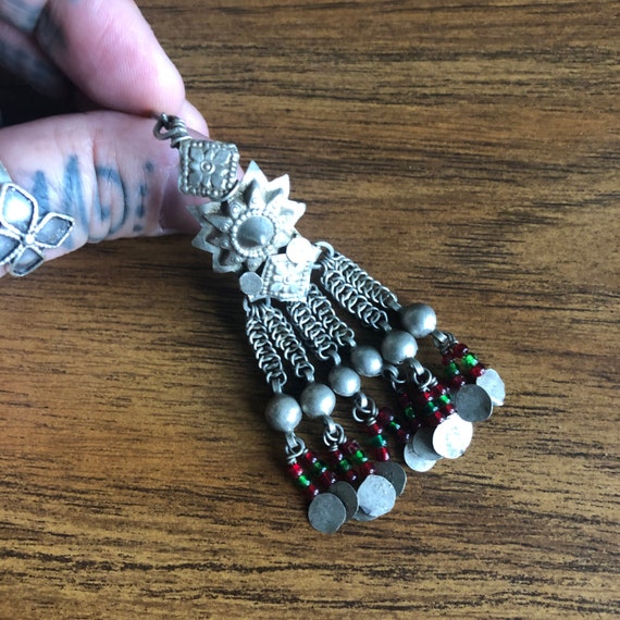 Silver Kuchi dangle earrings. - image 4