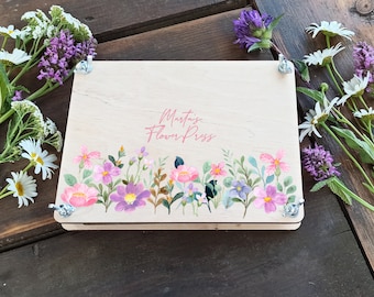 Botanical Flower Press, gardening gift, Plant mom gift idea, Botanical Heirloom Flower Press Kit, Educational Activity, Outdoor Crafts M3