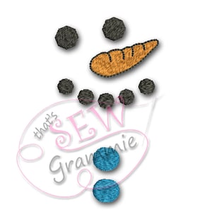 Può includere: Un semplice disegno di pupazzo di neve con bottoni neri, un naso di carota e due bottoni blu per gli occhi. Il disegno è perfetto per progetti di ricamo.