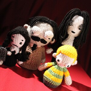 Pattern for The Addams Family Amigurumi image 5