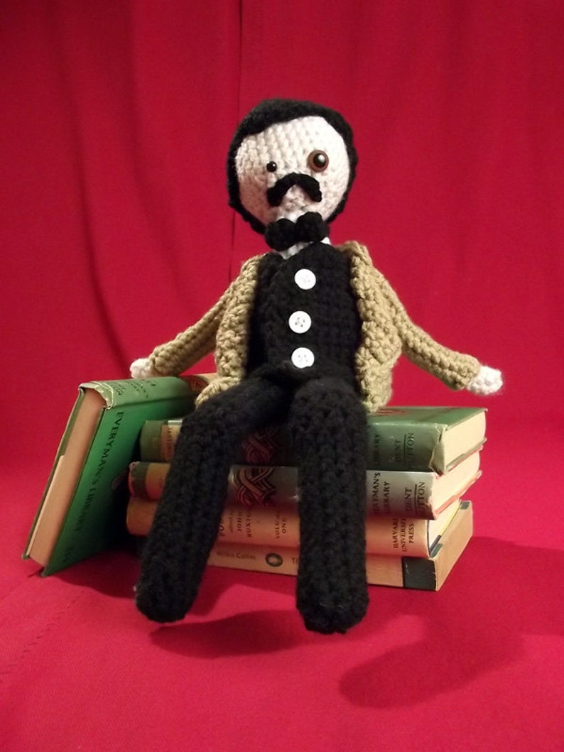 Pattern for Edgar Allan Poe Amigurumi image 4