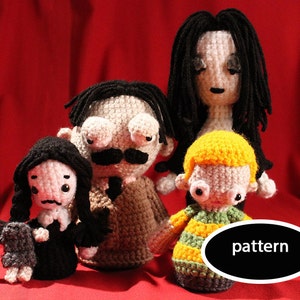 Pattern for The Addams Family Amigurumi image 1