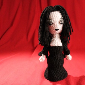 Pattern for The Addams Family Amigurumi image 3