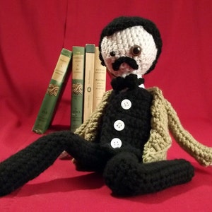 Pattern for Edgar Allan Poe Amigurumi image 2