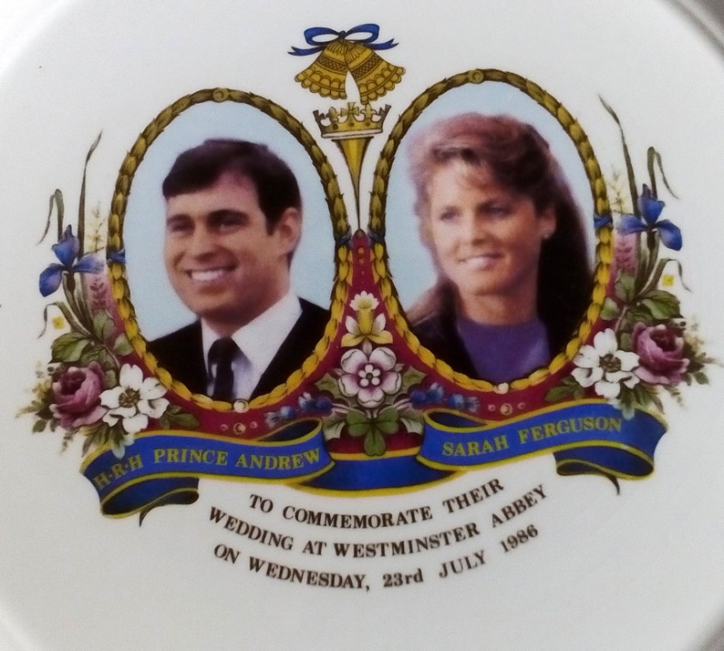 Vintage commemorative plate British ceramic of Prince Andrew and Sarah Ferguson royal wedding, collectible pottery from 1986 image 2