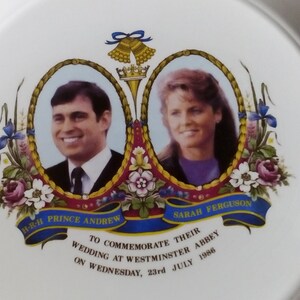 Vintage commemorative plate British ceramic of Prince Andrew and Sarah Ferguson royal wedding, collectible pottery from 1986 image 3