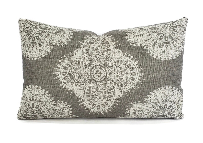 FeniasHomeDecor Bendi Lumbar Pillow Cover