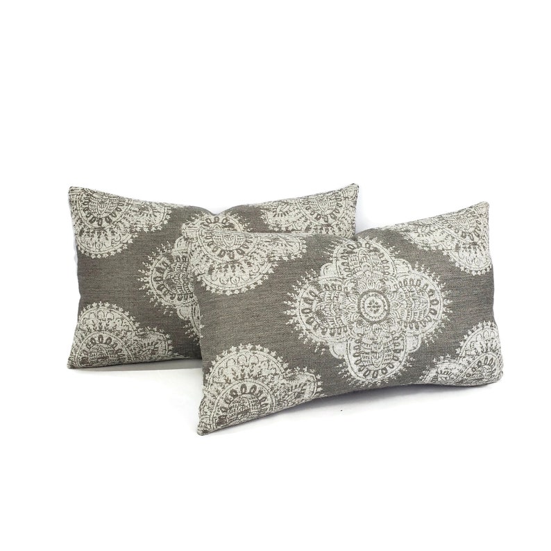 FeniasHomeDecor Bendi Lumbar Pillow Cover - Thumbnail 2