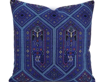 Beacon Hill Niu Fret in the color Lapis Pillow Cover