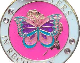 Medalhão Irmãs em Recuperação – Borboleta Rosa com Glitter e Gema de Ametista