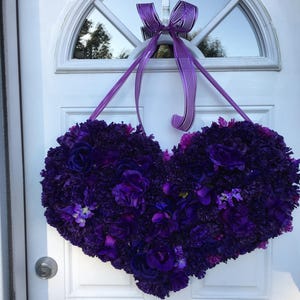 Unique Valentines Day Wreath for Front Door, Elegant Valentines Day  Decoration, Purple Valentines Day Decor, Valentines Day Hearts Wreath
