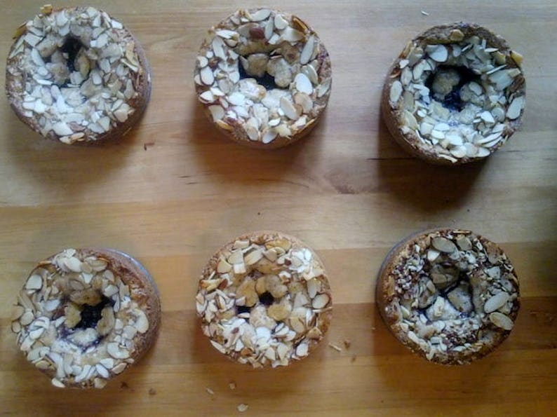 5 Mini Linzer Torten Almond-Hazelnut tarts / 4 inch diameter image 2