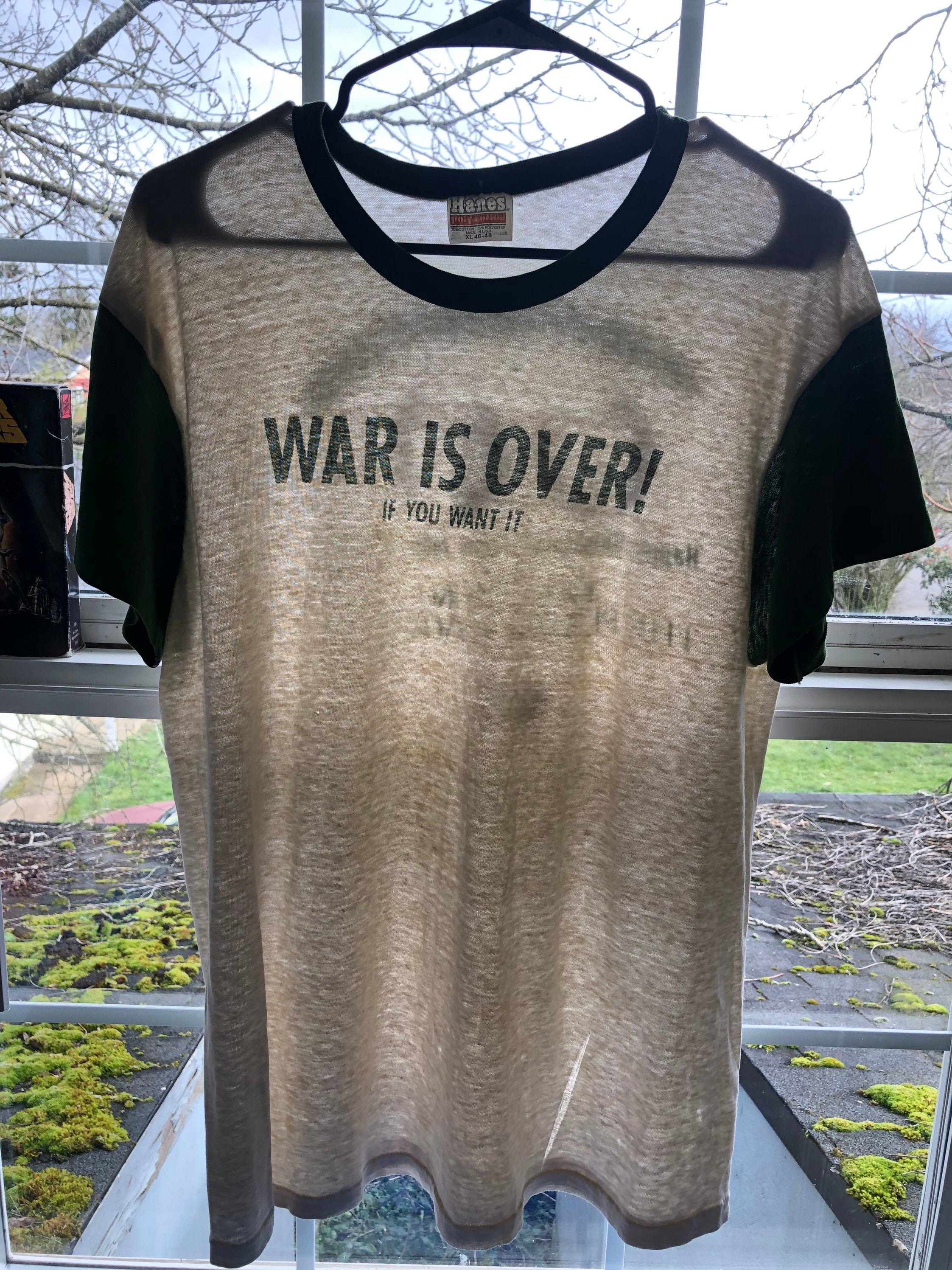 John Lennon Tshirt Vintage 70s War is 