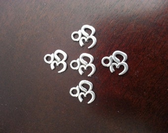 20 Silver Om Charms, Small, Yoga Charms, Ohm Charms