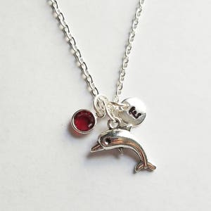 Collier de dauphins personnalisé, collier Save the Dolphins, cristal Swarovski authentique, longueur personnalisée, initiale estampillée à la main, amoureux des dauphins,
