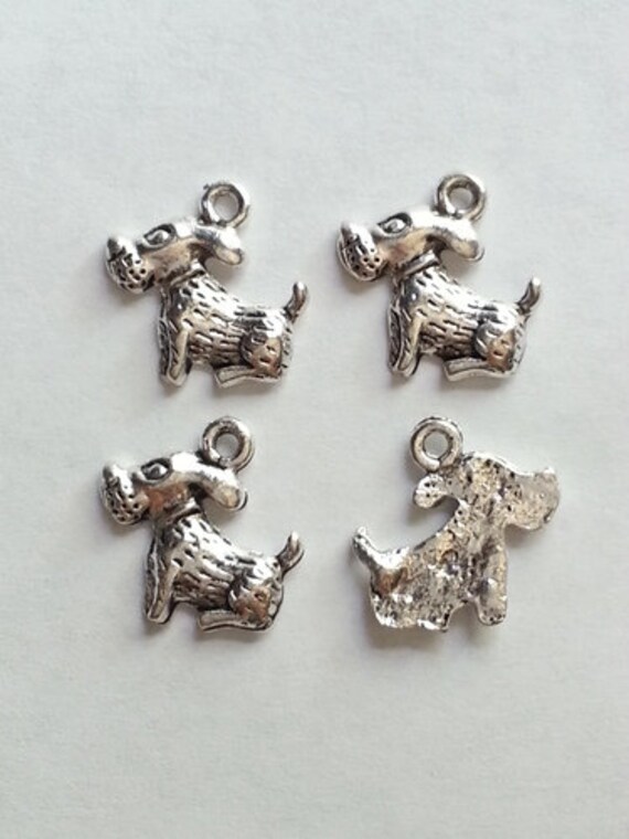 10, 20 or 50, Adorable Silver Dog Puppy Charm Pendants, 17x17mm