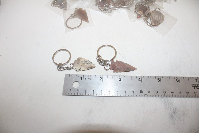 50 Stone arrowhead keychains 609 Gemstones Wholesale lot