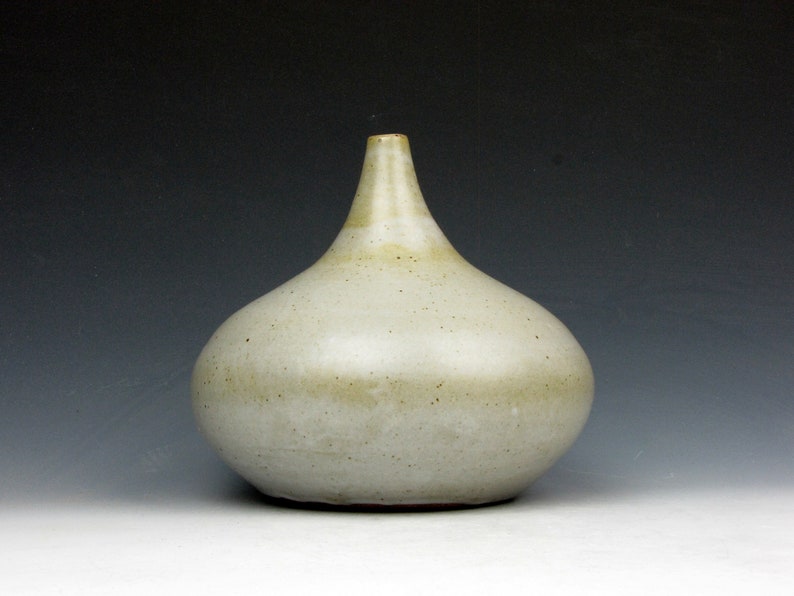 Teardrop Vase Vessel White Smooth 5.5 x 5.5 x 5.5 Goneaway Pottery V5956 image 6