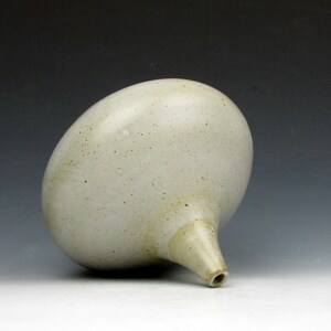 Teardrop Vase Vessel White Smooth 5.5 x 5.5 x 5.5 Goneaway Pottery V5956 image 8