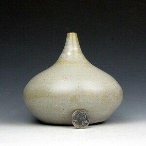 Teardrop Vase Vessel White Smooth 5.5 x 5.5 x 5.5 Goneaway Pottery V5956 image 2