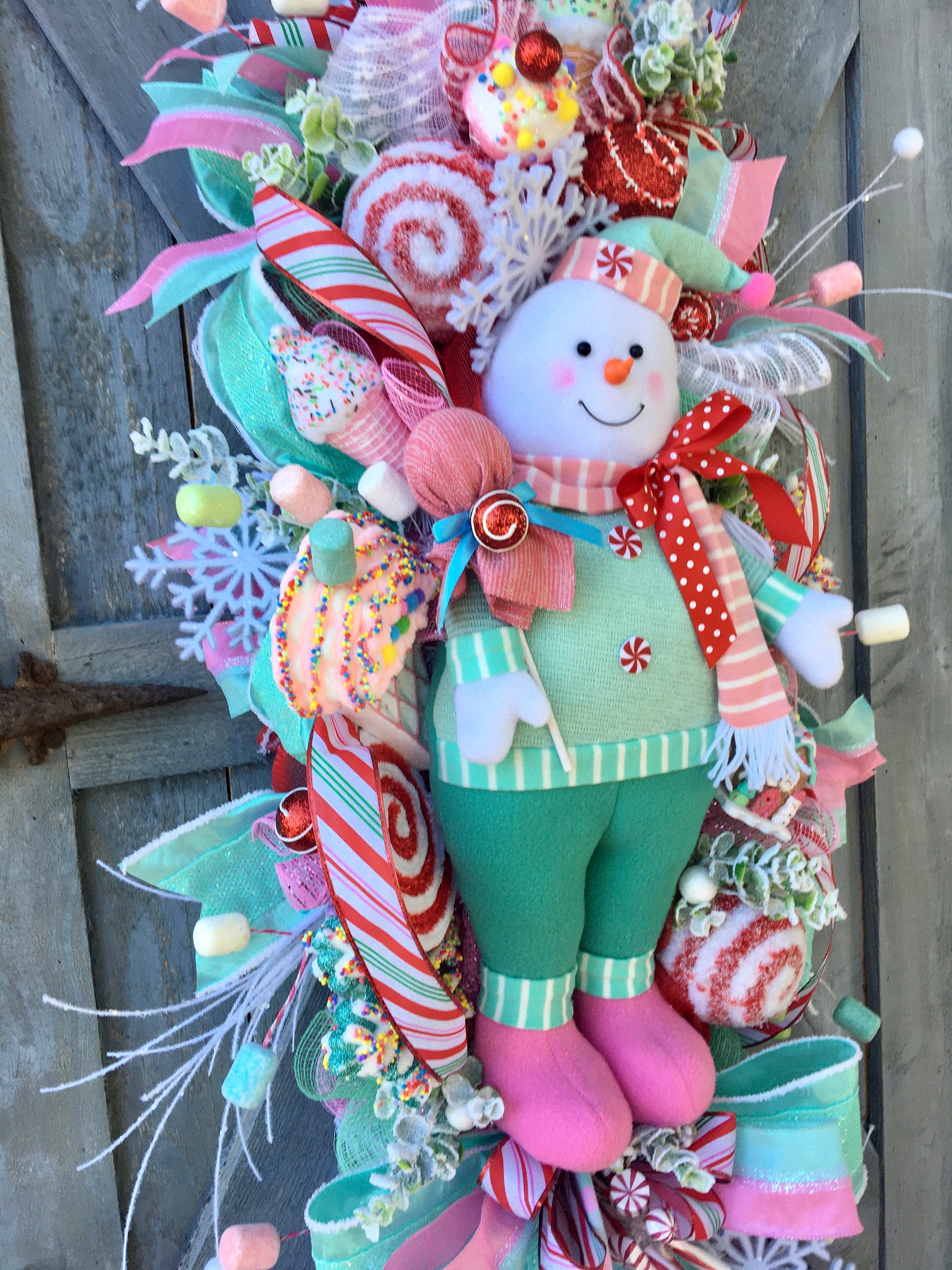 Christmas Swag, Christmas Wreath, Candyland, Snowman Swag, Pink N Mint