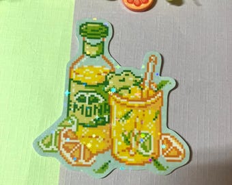 Simpatico adesivo in vinile con limonata in pixel art.