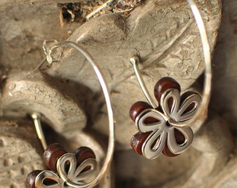 DAISY flower boho hoops earrings sterling silver brown leather, daisy silver & leather flowers, leather earrings, handmade