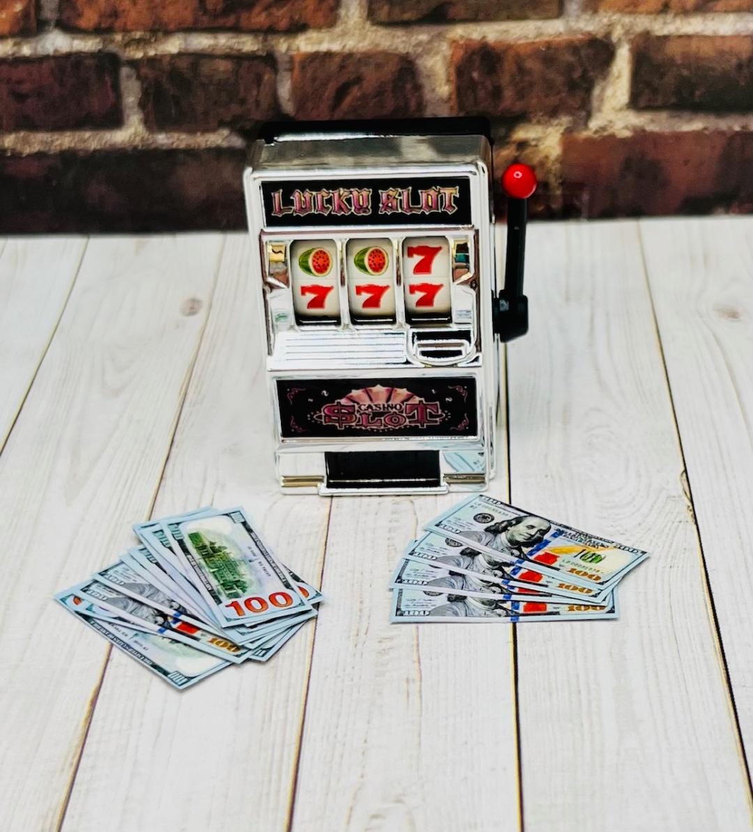 ミニチュアスロットマシン：偽札付き12インチ人形アクセサリー - Etsy 日本